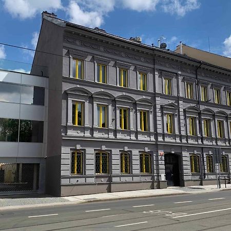 Lyly Apartment - Modern Apartment With Free Parking Praga Exterior foto