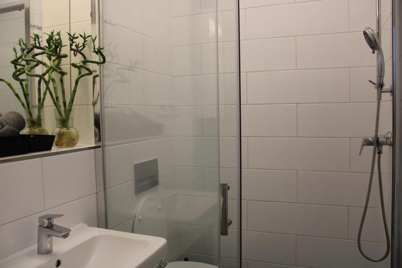 Lyly Apartment - Modern Apartment With Free Parking Praga Exterior foto