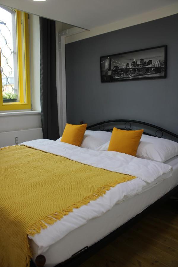 Lyly Apartment - Modern Apartment With Free Parking Praga Exterior foto